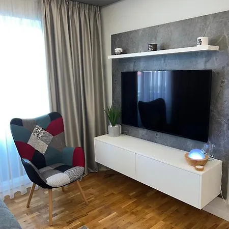 Dzepeto Zára